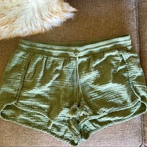 Cloth & Stone Olive Green Shorts with back pockets
